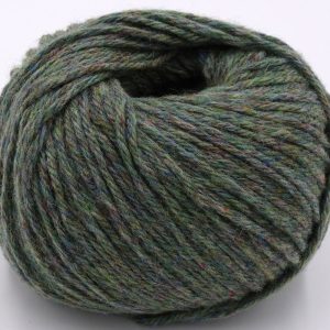 Chunky Wool Yarn Woodland Green Colour